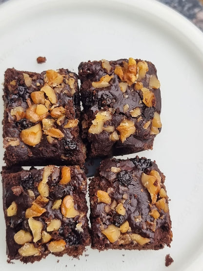 Sprouted ragi walnut brownie